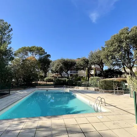 Bright And Refurbished Nest In Saint-raphael Appartamento *